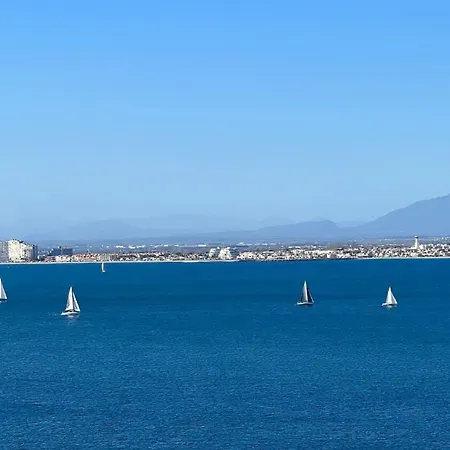 Precioso Con Vistas Espectaculares De La Bahia Av-48 *